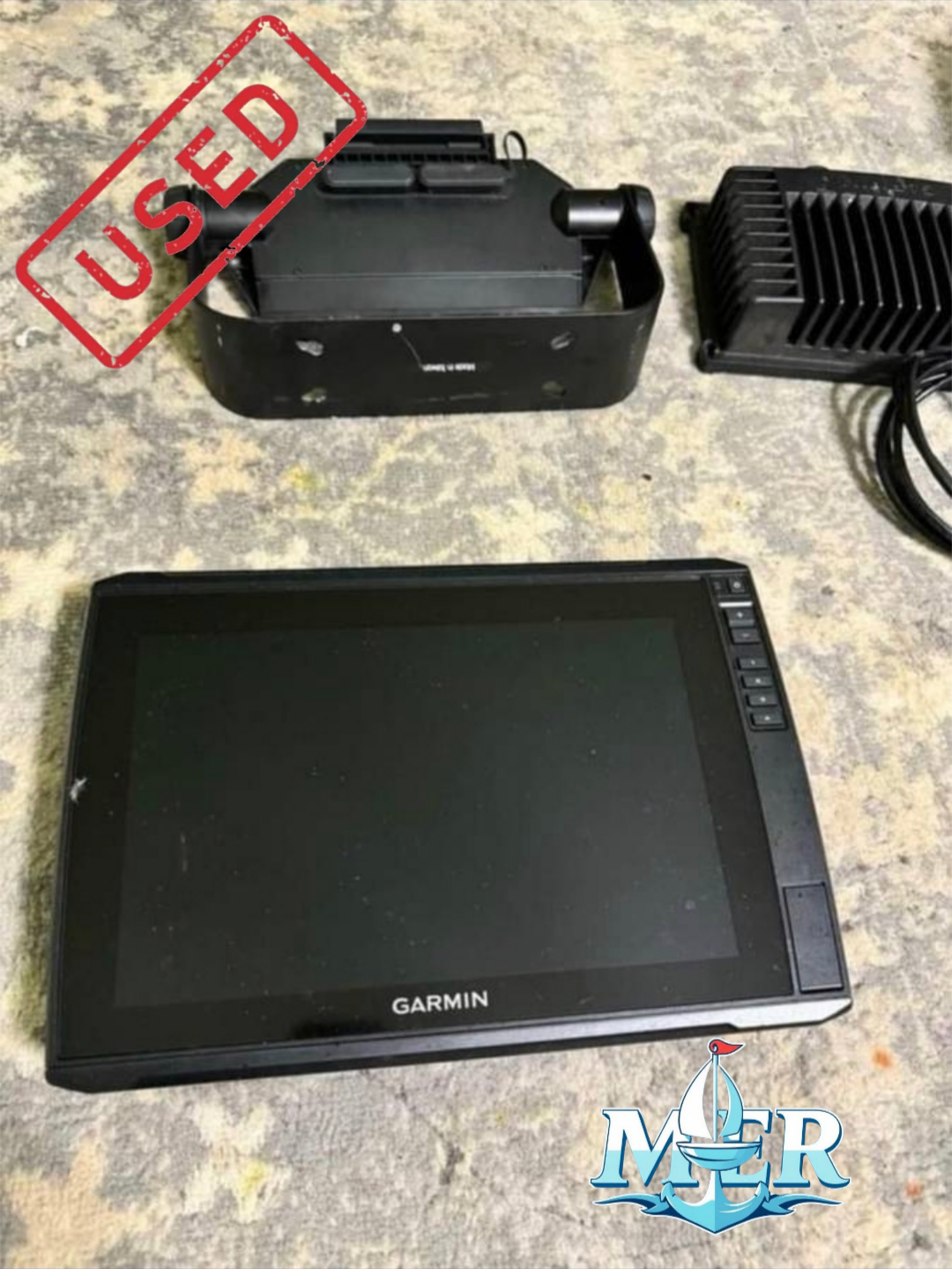 Used Garmin Echomap 126sv Bundle with LVS34 Transducer, GLS10 Black Box, and Lithium Battery - Image 2