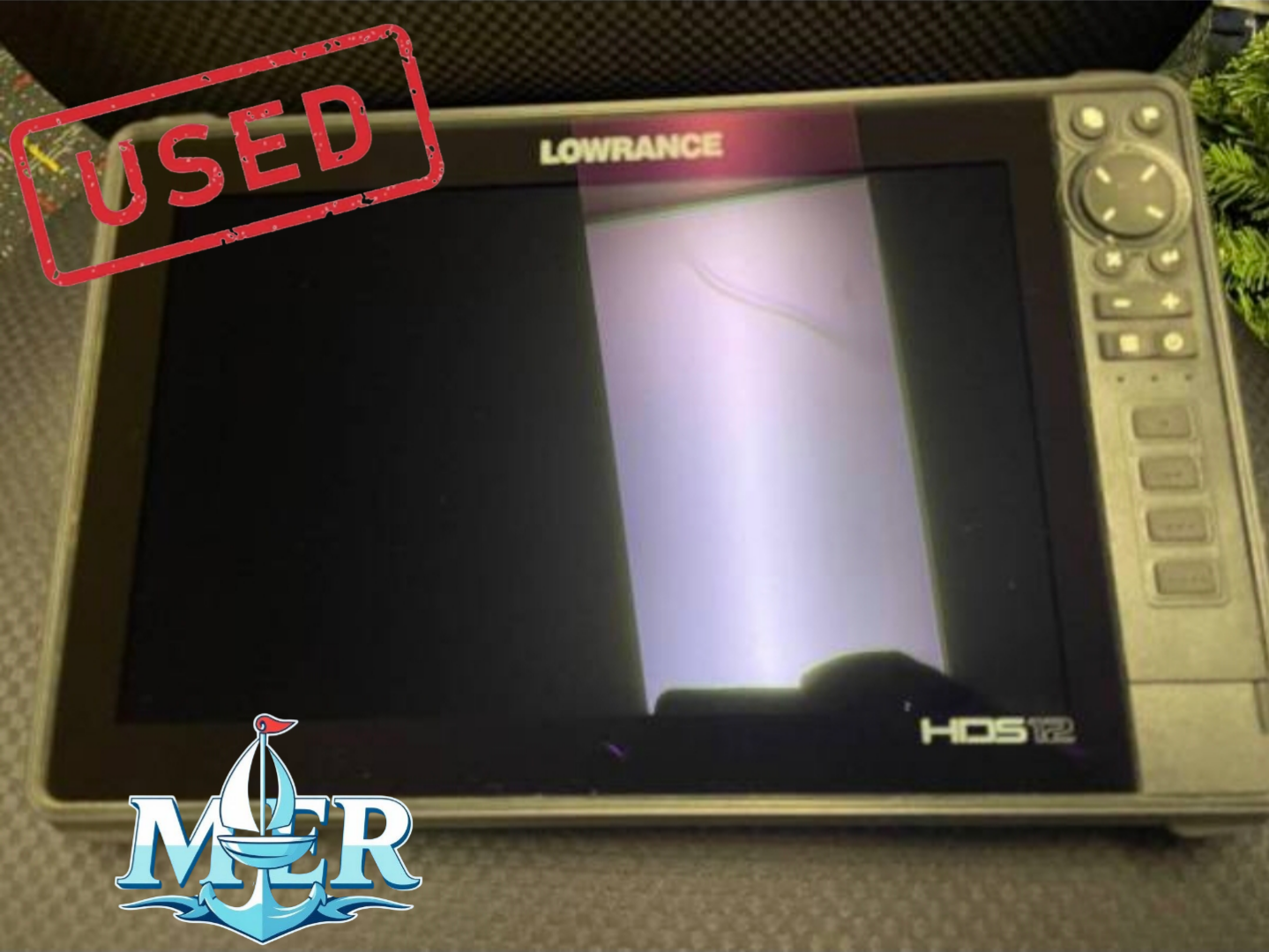 USED Lowrance HDS 12 Live with 3-in-1 Transducer - Image 2