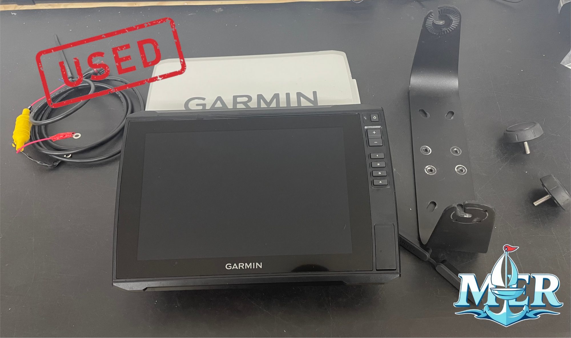 Used Garmin Echomap Ultra 2 106sv with Transducer 56GT - Image 2